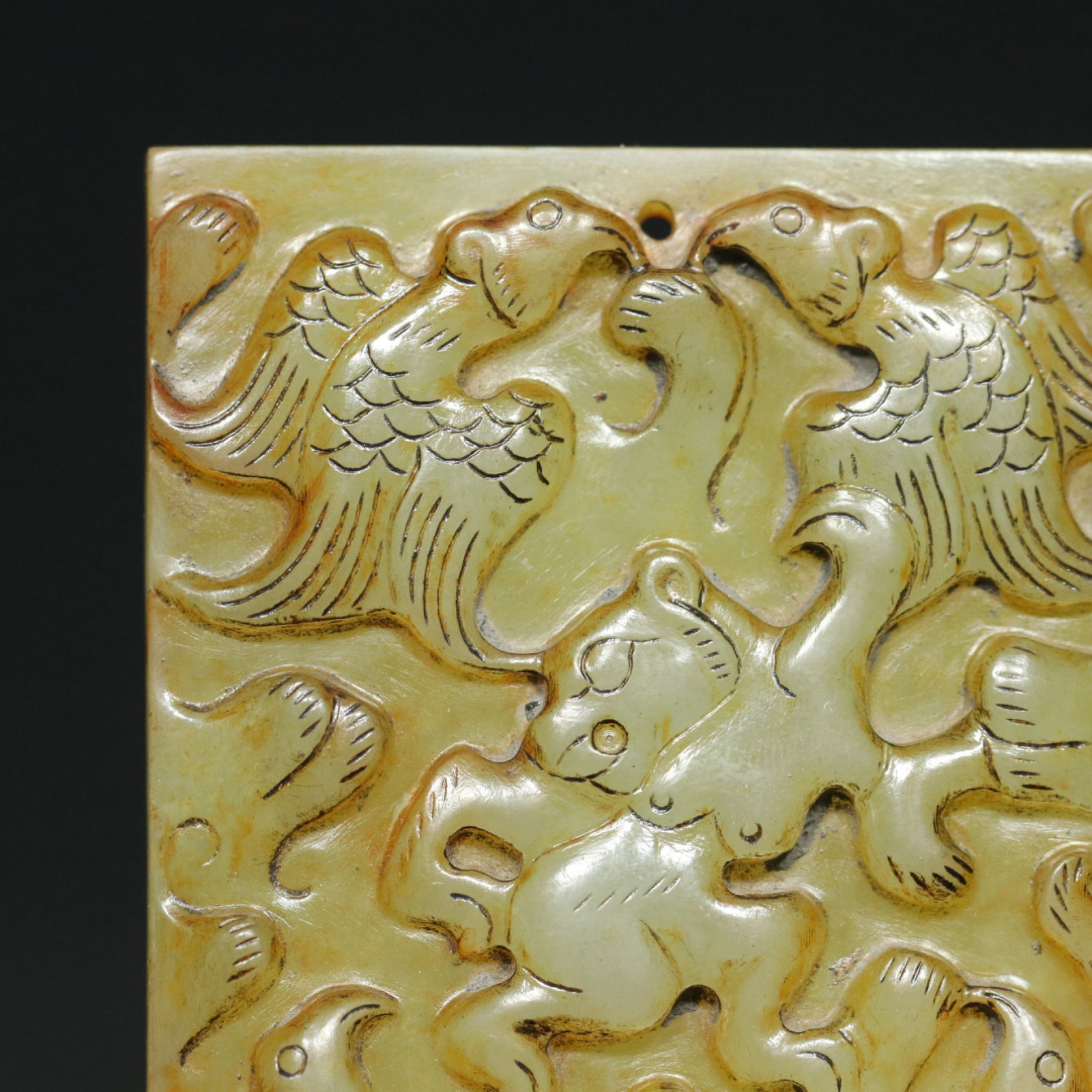 An Exquisite White Jade Beast-Face Eagle Bear Pattern Pendant - 6
