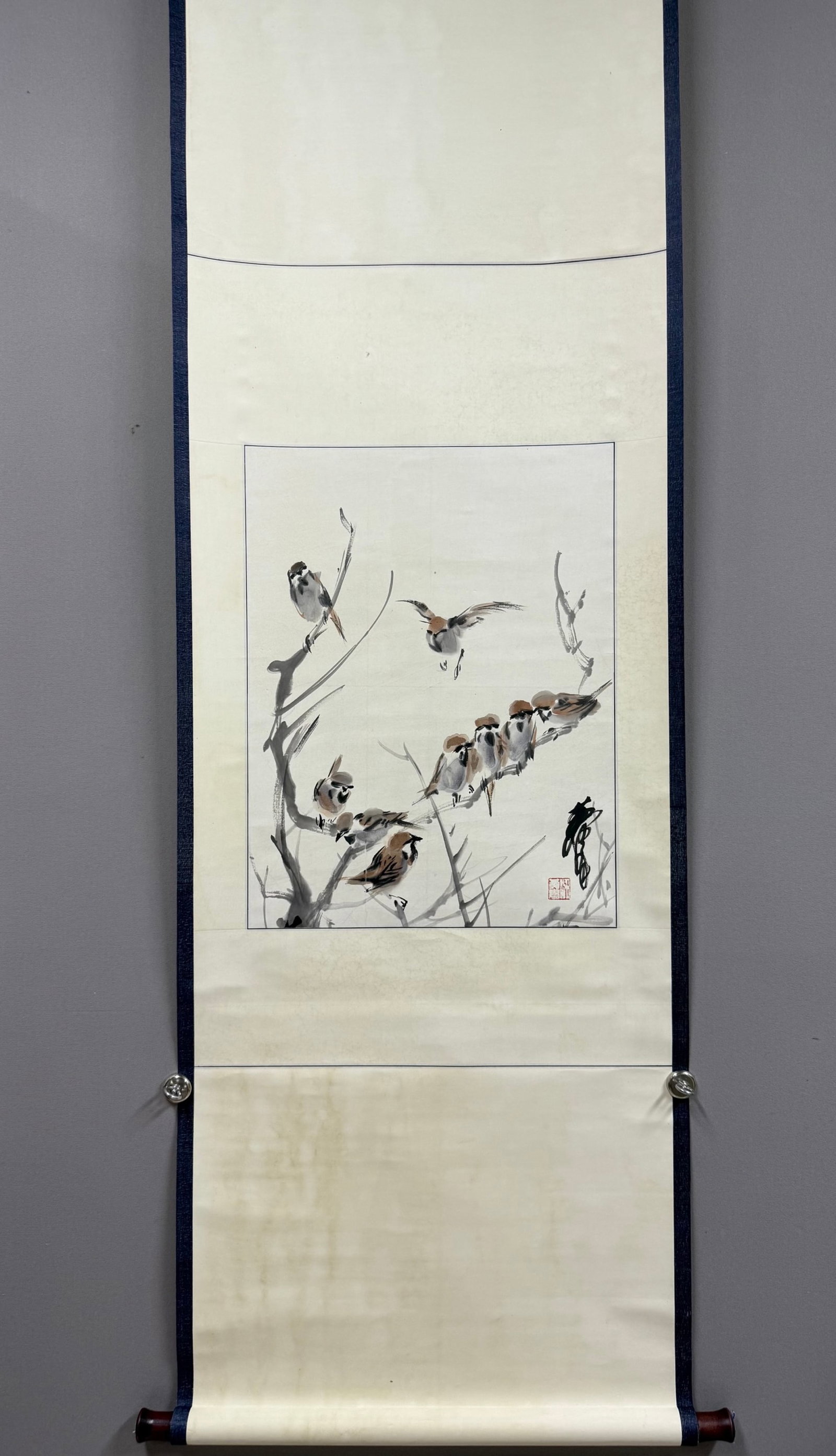 A Chinese Vertical Scroll Ink Painting of Bird on Paper: A Chinese Vertical Scroll Ink Painting of Bird on Paper,Huang Zhou,Size:21.3inx16.1in 一幅中国水墨鸟画立轴,黄胄