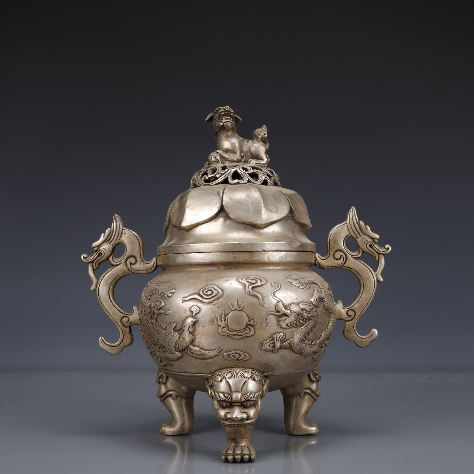 An Exquisite Silver-Plated Bronze Dragon and Phoenix Pattern Dragon-Ears Tripod Censer (1 of 13)