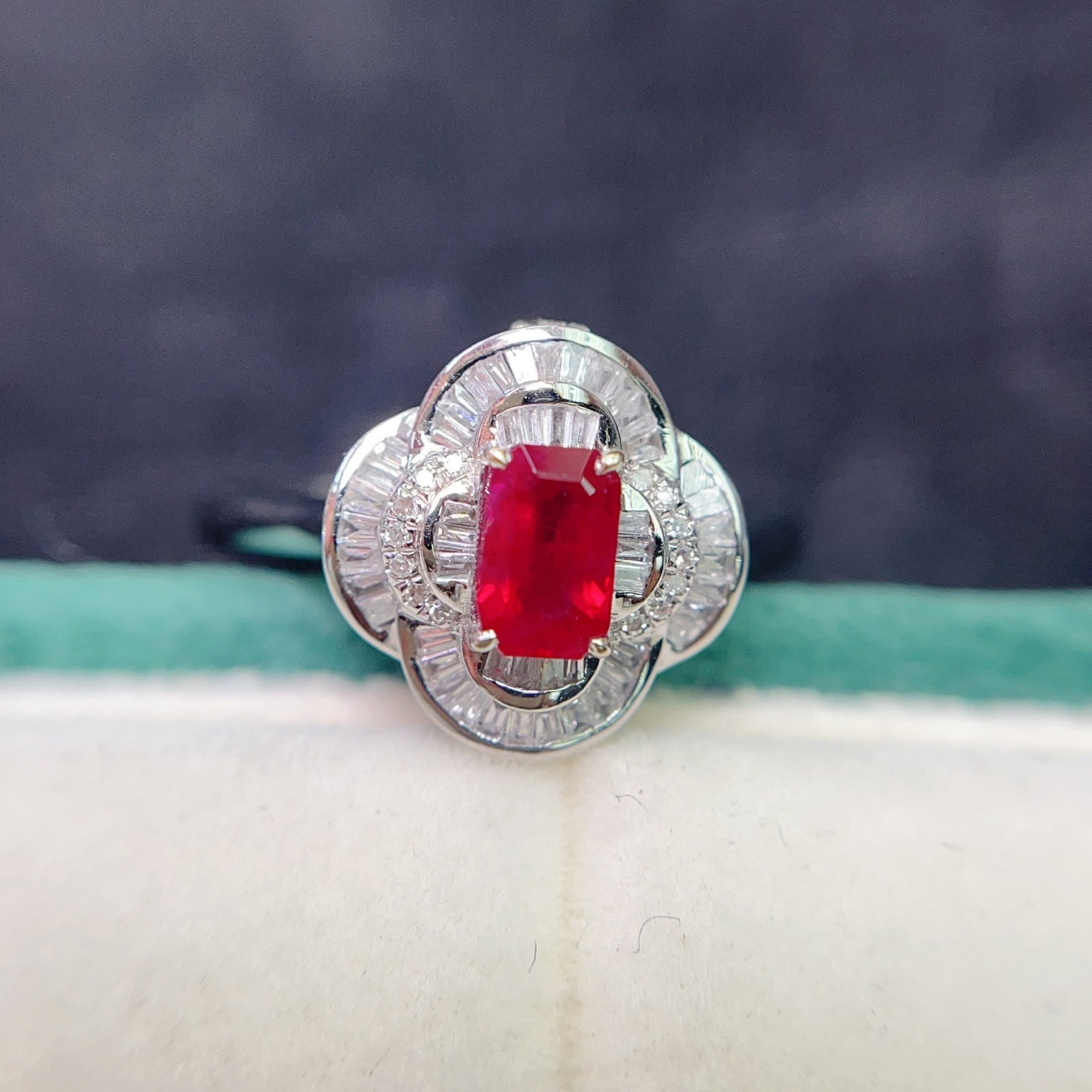 A Exquisite 18k Gold Inlaid 0.75ct Natural Ruby Ring,Inlaid Diamond (1 of 6)