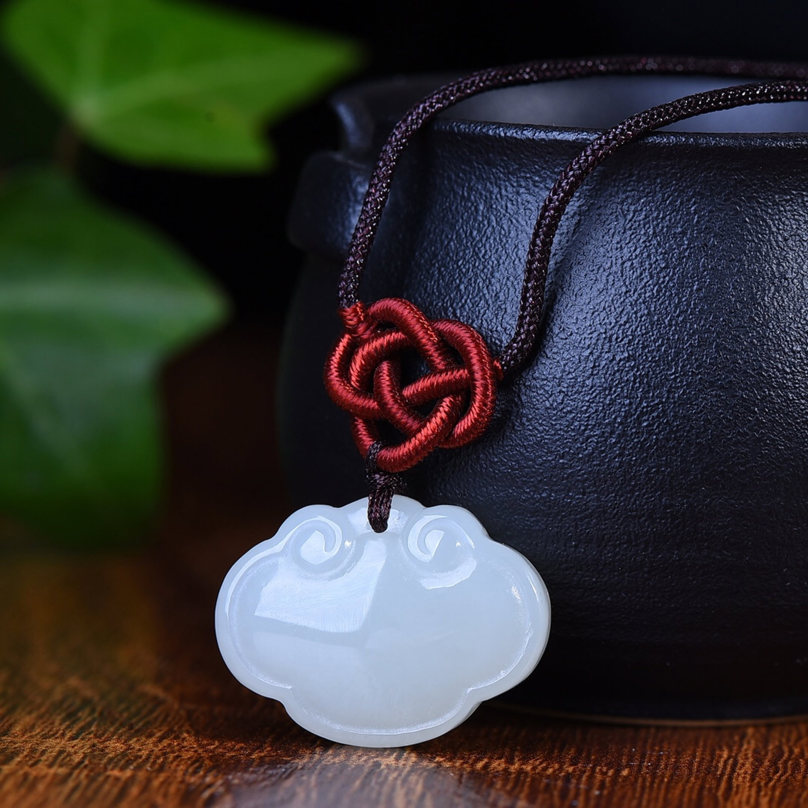 An Exquisite White Jade Pendant: An Exquisite White Jade Pendant,Size:0.8inx1in 白玉挂件
