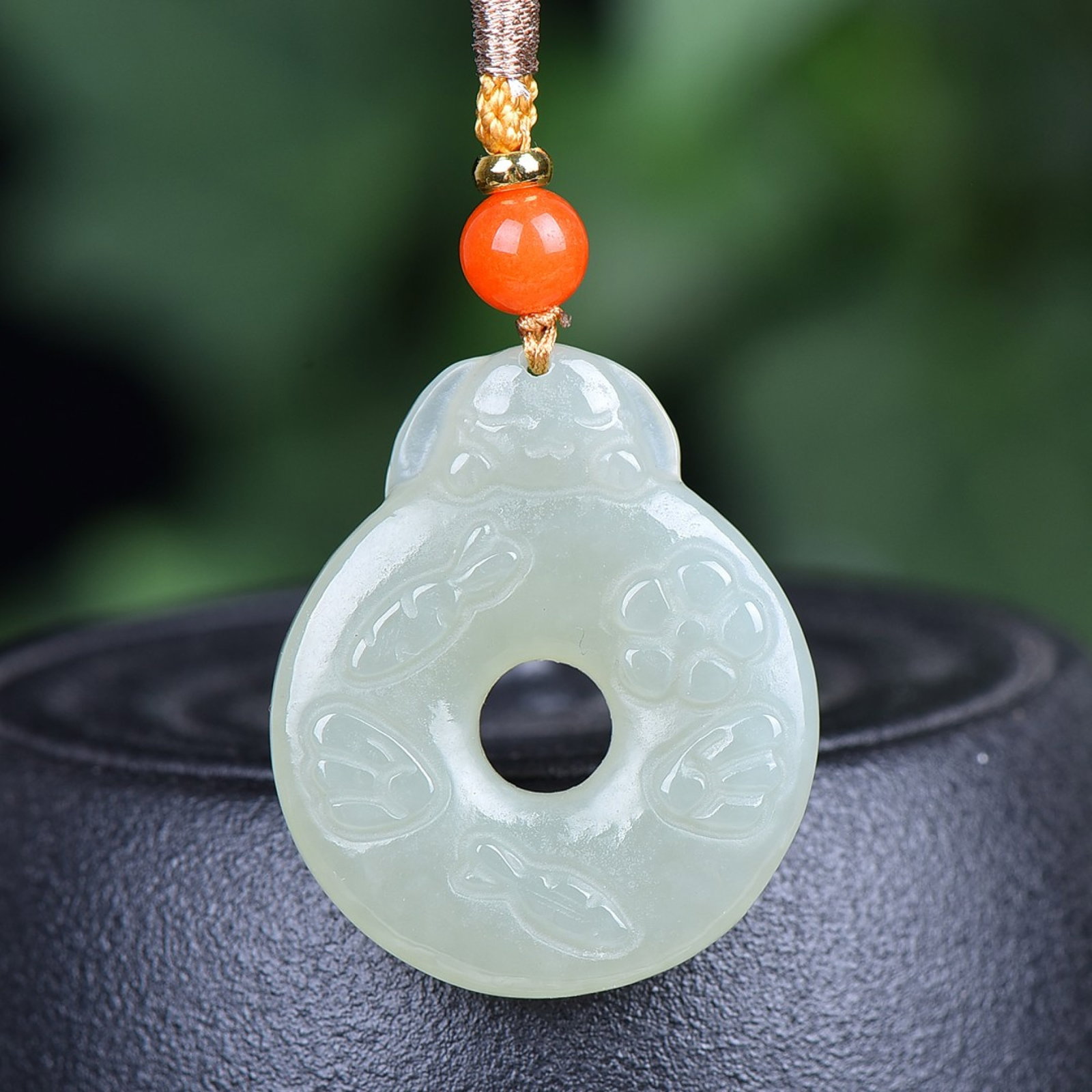 An Exquisite White Jade Rabbit Pendant: An Exquisite White Jade Rabbit Pendant,Size:1.1inx1.3in 白玉兔挂件