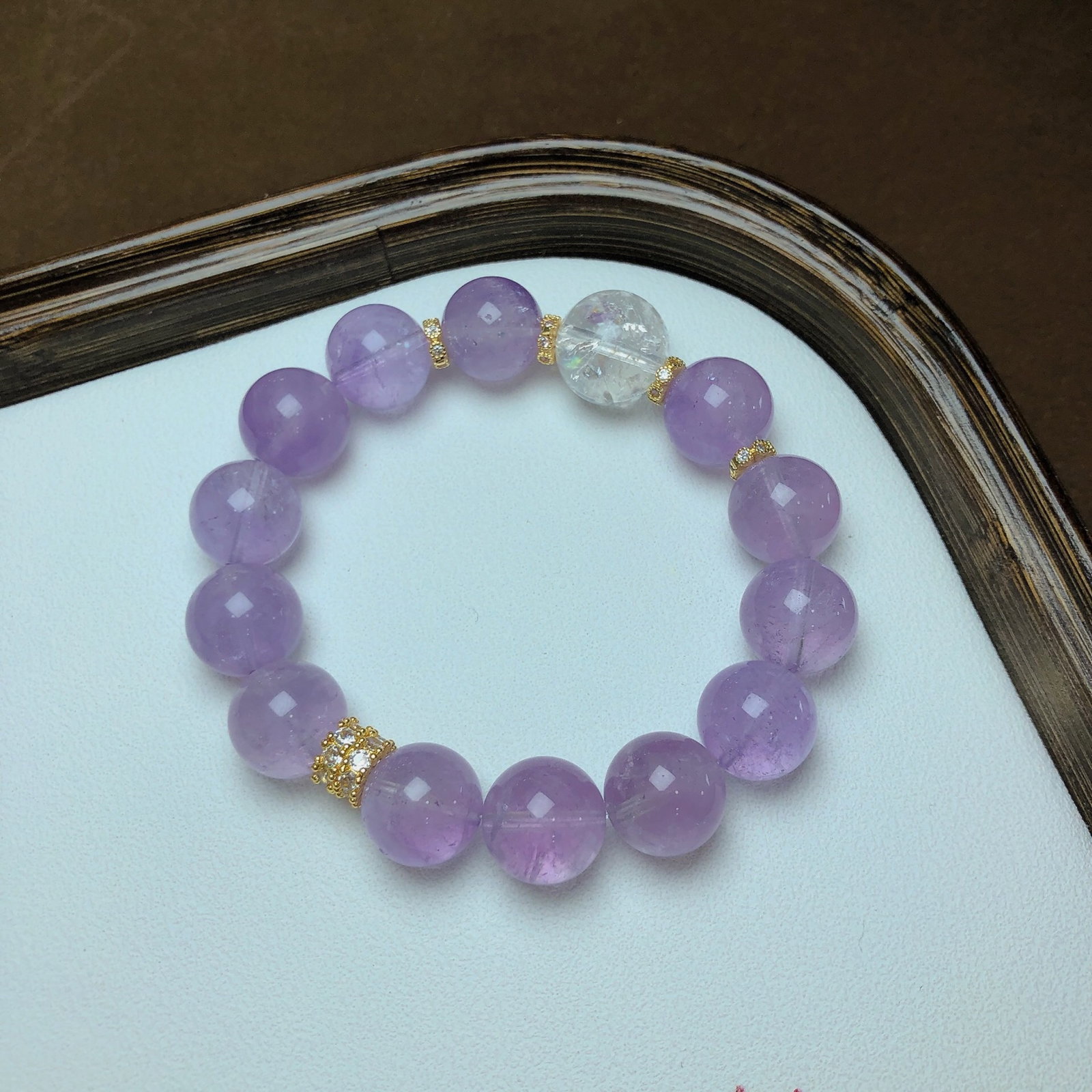 An Exquisite Crystal Bracelets: An Exquisite Crystal Bracelets,Size:0.5in,0.6in,Weight:43.9g 水晶手串
