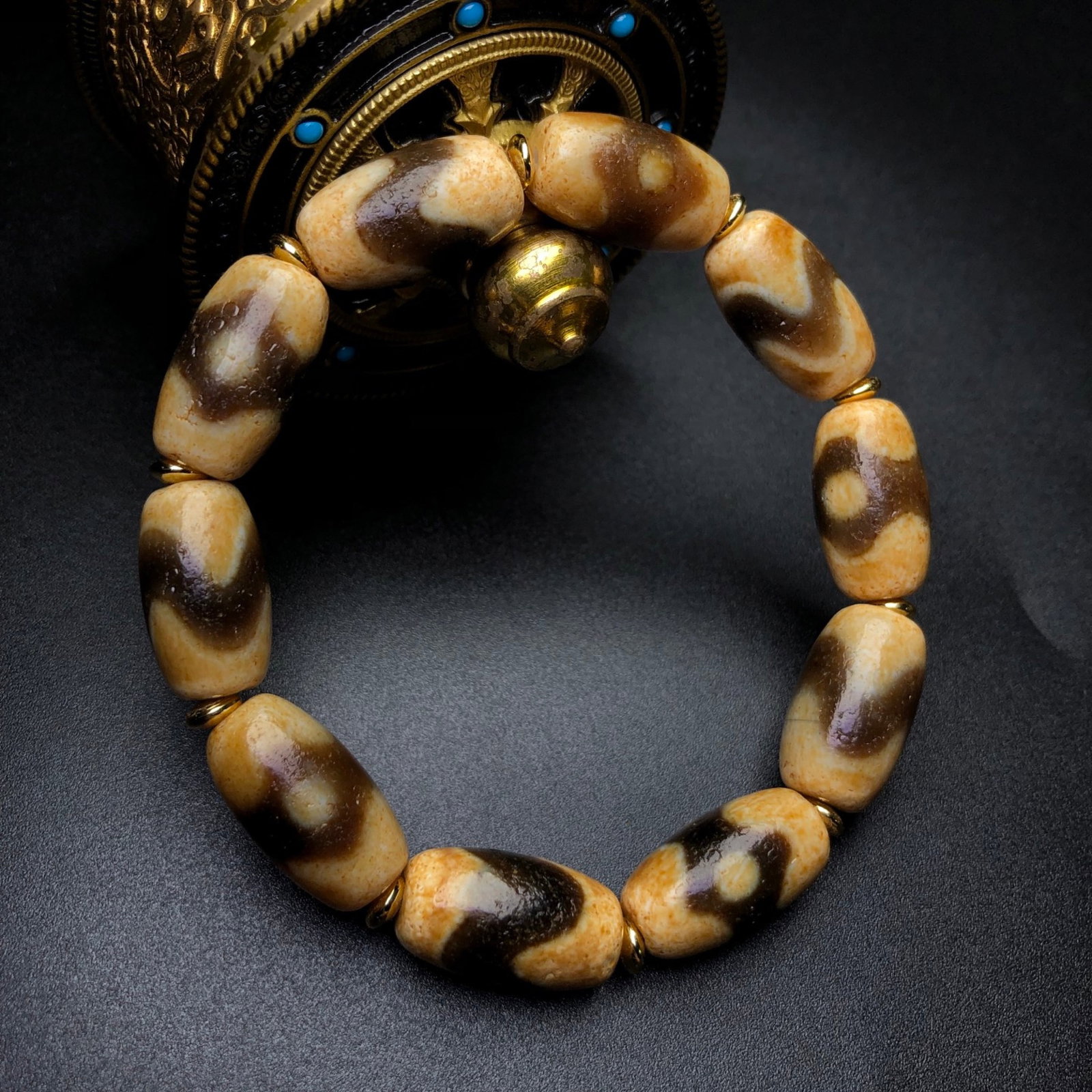 A Precious Dzi Bead Bracelets - 2