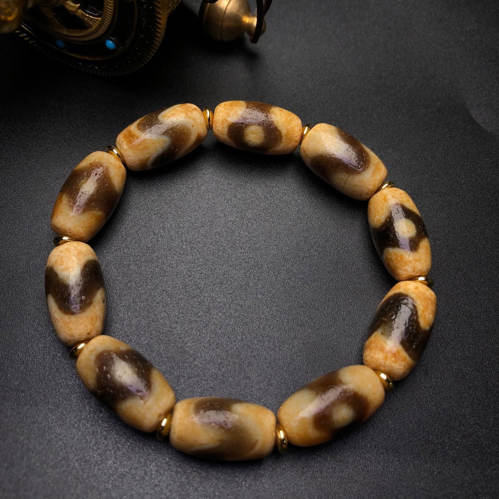 A Precious Dzi Bead Bracelets - 5