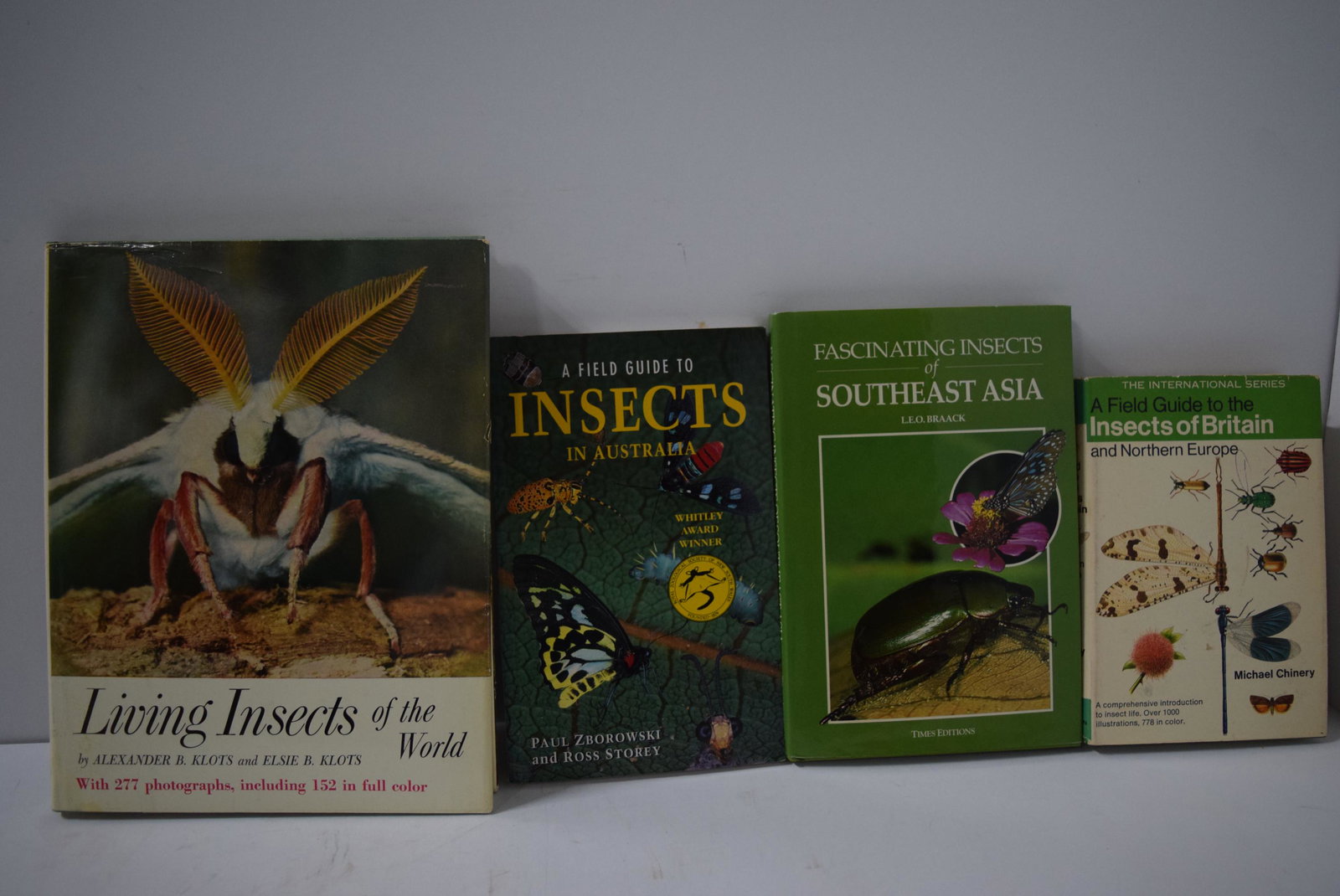 4 International Entomology texts: A Field Guide to the: 4 International Entomology texts: A Field Guide to the Insects of Britain & Northern Europe by Michael Chinery 1973, Fascinating Insects of Southeast Asia by L.E.O Braack , A Field Guide to Insects in