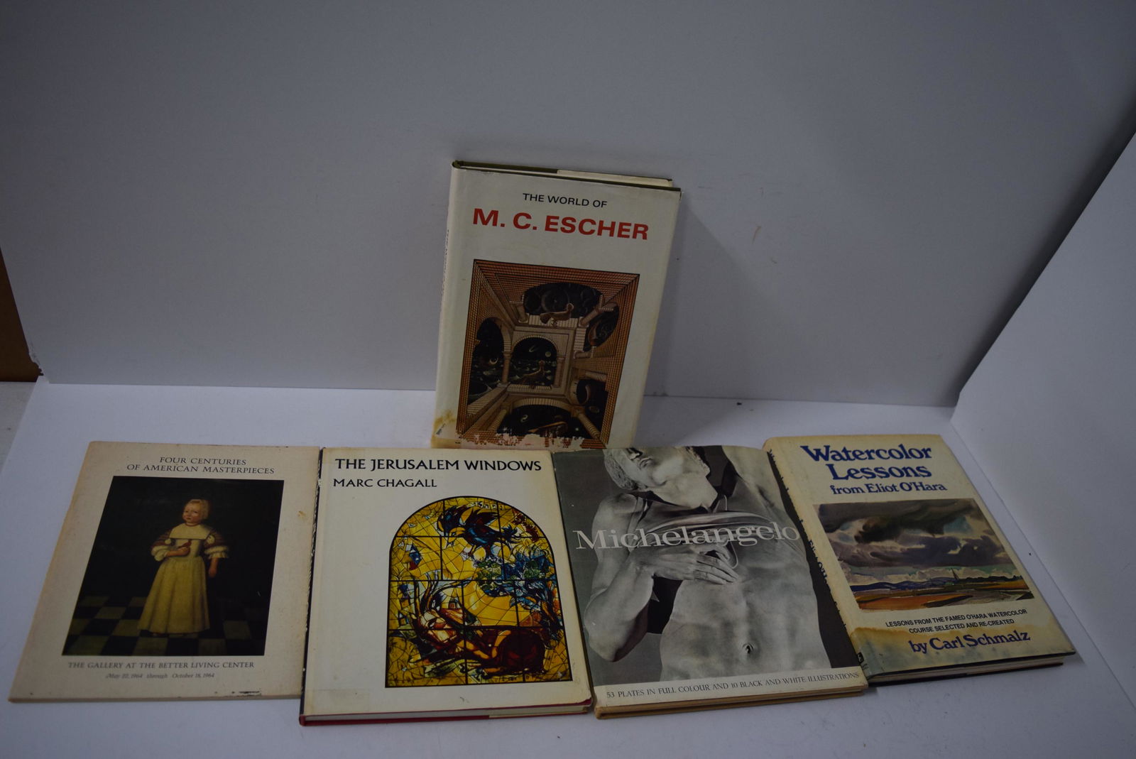 5 art texts: Four Centuries of American Masterpieces: 5 art texts: Four Centuries of American Masterpieces Exhibition book 1964 Worlds Fair, The Jerusalem Windows by Marc Chagall 1967, The World of M.C. Escher 1971, Michelangelo by Nichols Wadley (loose