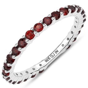 1.04 Carat Genuine Garnet , .925   Sterling Silver Ring