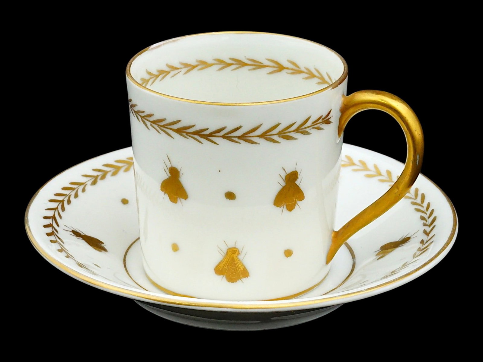 SEVRES-STYLE EMPIRE GOLD PORCELAIN BEE CUP & SAUCER (1 of 12)