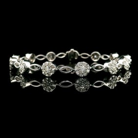 14k White Gold and 3.15cttw Diamond Floral Link Bracelet 7"