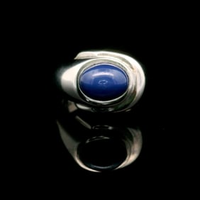 14k White Gold and Blue Star Sapphire Ladies Ring Size 5.5