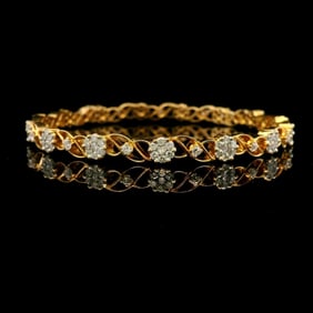 18k Yellow Gold and 3cttw Diamond Vintage Floral Bangle Bracelet 7.25"