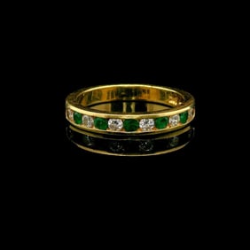 18k Yellow Gold Emerald and Diamond Ladies Band Ring Size 6.5