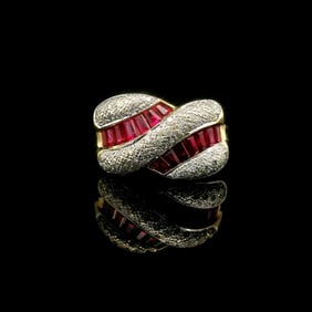 18k Yellow Gold Ruby and 0.90cttw Diamond Ladies Ring Size 6