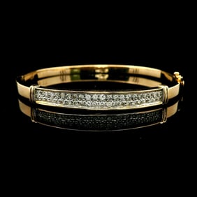 18k Yellow Gold and 0.77cttw Diamond Bangle Bracelet 6.5"