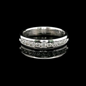 18k White Gold and 0.50cttw Channel Set Diamond Band Ring Size 5