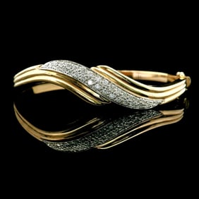 14k Yellow Gold and 1cttw Diamond Curved Bangle Bracelet 6.75"
