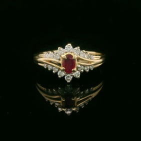 14k Yellow Gold Ruby and Diamond Ladies Vintage Ring Size 8