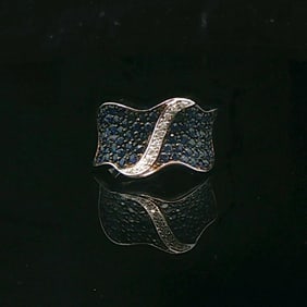 14k White Gold Blue Sapphire and Diamond Curved Band Ring Size 7