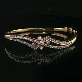 10k Yellow Gold and 1.25cttw Diamond Vintage Bangle Bracelet 6.5"
