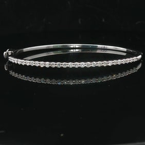 14k White Gold and 1cttw Diamond Oval Bangle Bracelet 6.5"
