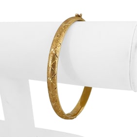 14k Yellow Gold Brushed Finish Diamond Cut Bangle Bracelet 7"
