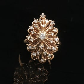 14k Yellow Gold and 0.50cttw Diamond Vintage Floral Cluster Ring Size 5.5