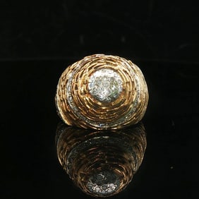 14k Yellow Gold and Diamond Ladies Vintage Ring Size 6