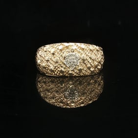 14k Yellow Gold and Diamond Vintage Band Ring Size 7