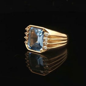 18k Yellow Gold Blue Topaz and Diamond Ring Size 8