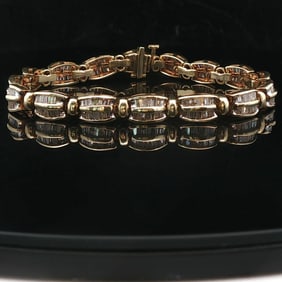 14k Yellow Gold and 2.5cttw Baguette Cut Diamond Link Bracelet 6.75"