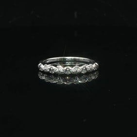 10k White Gold and Diamond Fancy Thin Band Ring Size 6.75