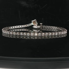 14k White Gold and 3cttw Diamond Heart Charm Tenn