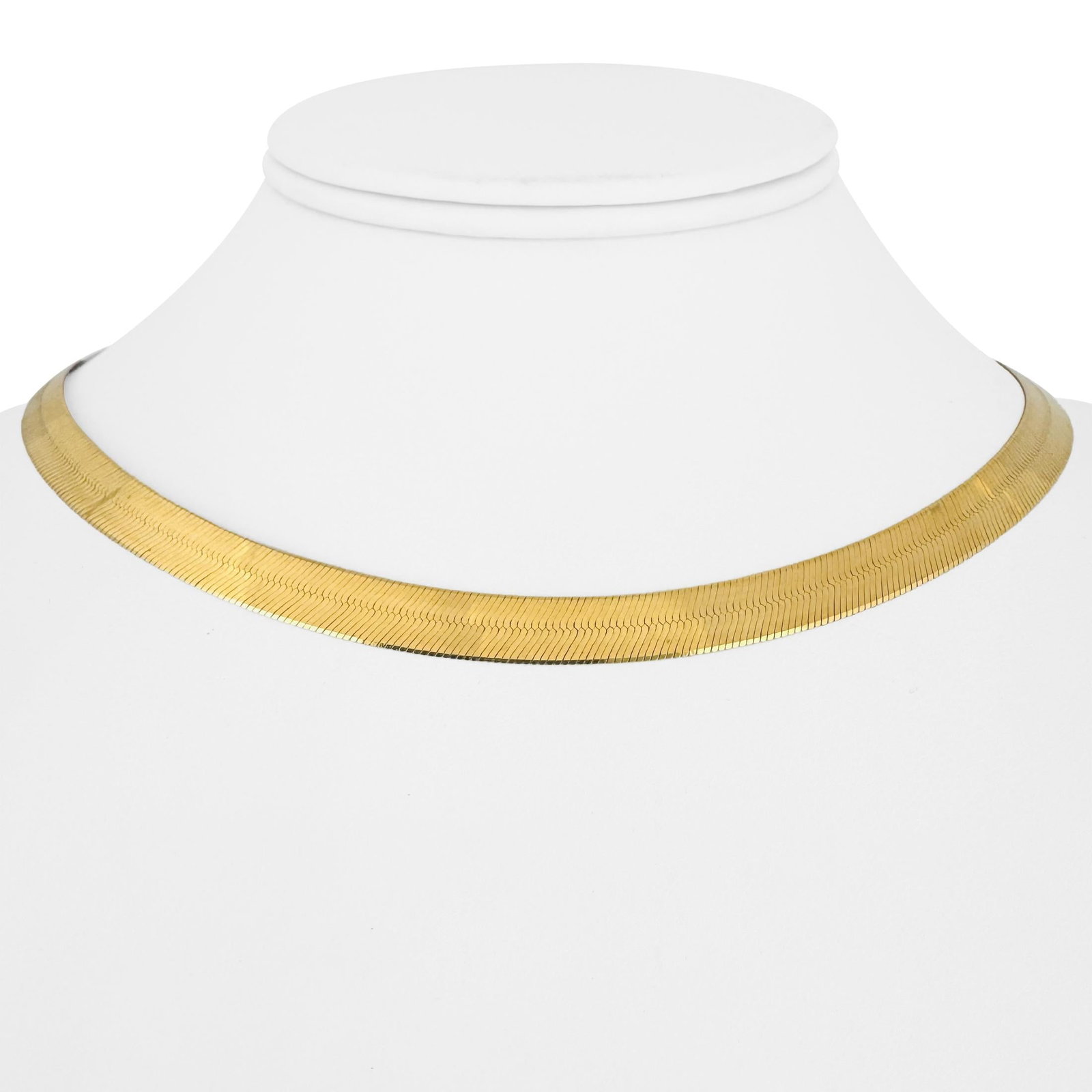 14k Yellow Gold Solid Flat Silky Herringbone Link Necklace Italy 16": Condition: Excellent Condition, Professionally Cleaned Metal: 14k Gold (Marked, and Professionally Tested) Weight: 14.5g Length: 16 Inches Width: 7mm Closure: Lobster Claw Markings: "14kt" "Italy" Cou