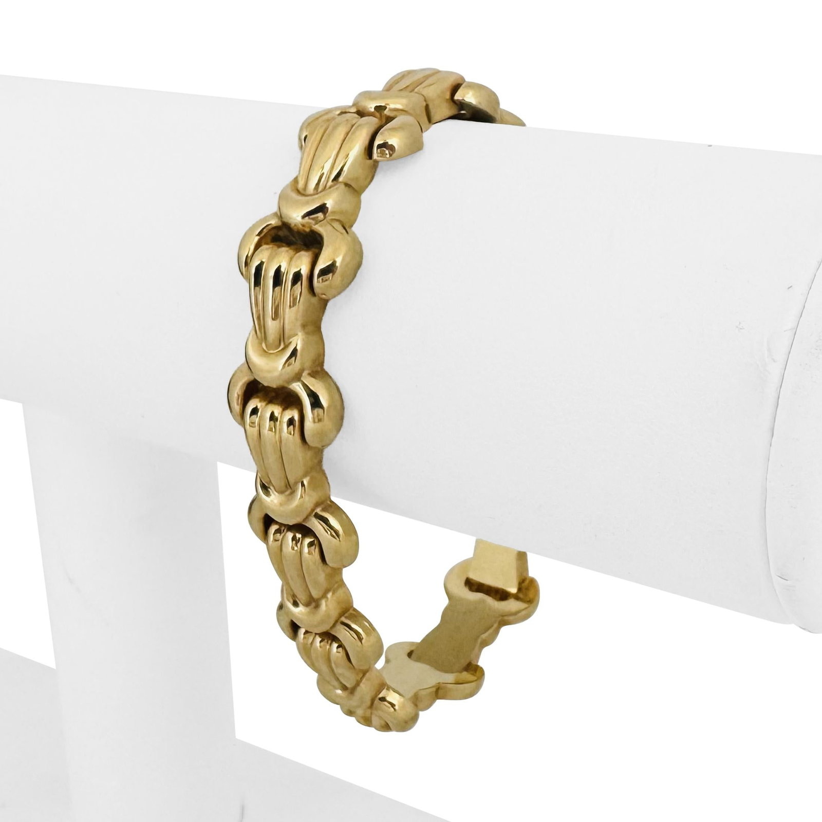 14k Yellow Gold Ladies Vintage Fancy Link Bracelet Italy 7": Condition: Excellent Condition, Professionally Cleaned Metal: 14k Gold (Marked, and Professionally Tested) Weight: 18.4g Length: 7 Inches Width: 13 mm Closure: Box Tab Insert with Safety Latch Marking