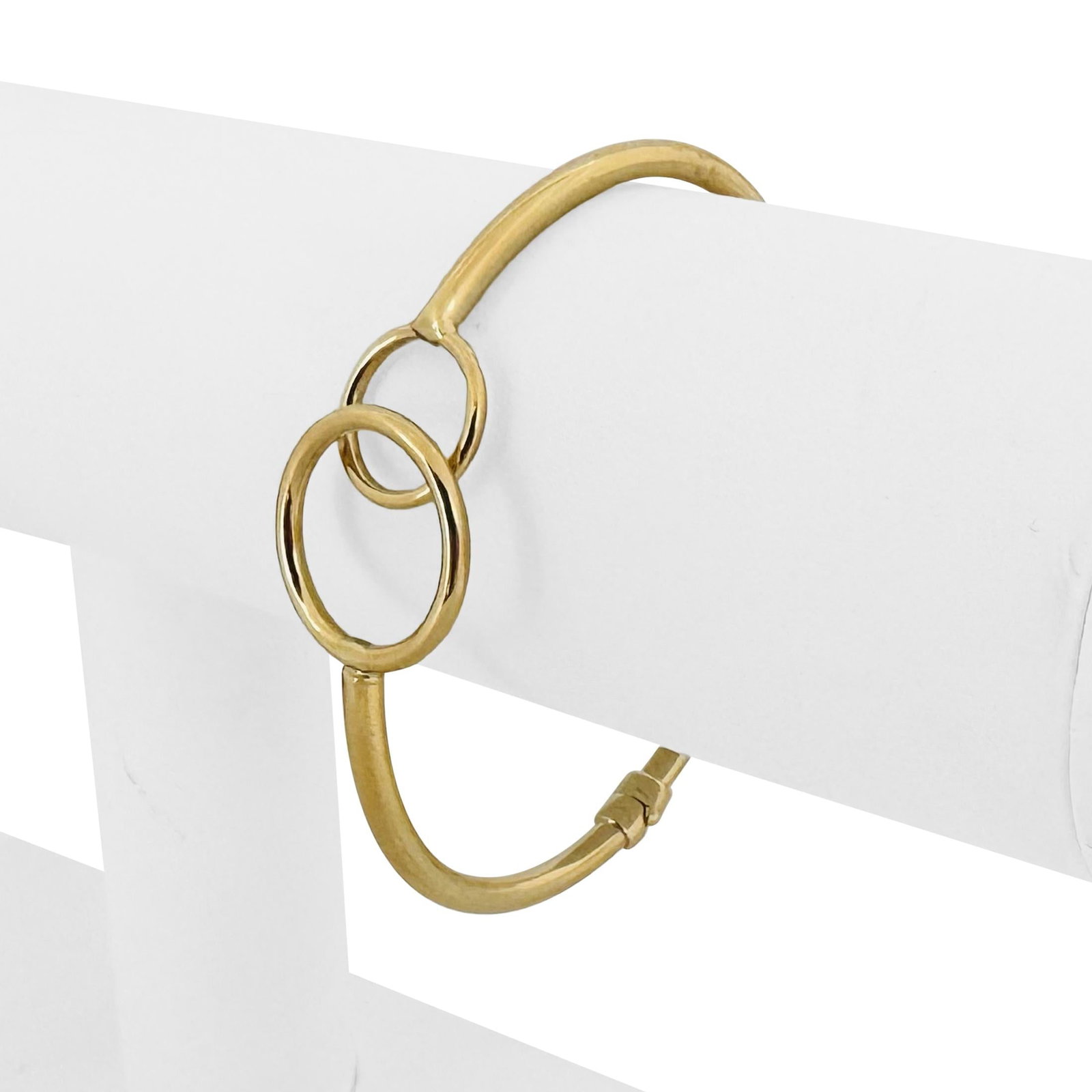 14k Yellow Gold Hollow Light Circle Bypass Design Bangle Bracelet Italy 6.5": Condition: Excellent Condition, Professionally Cleaned Metal: 18k Gold (Marked, and Professionally Tested) Weight: 4g Length: 6.5 Inches Inner Circumference Width: 18mm at widest, 3mm at narrowest Clo