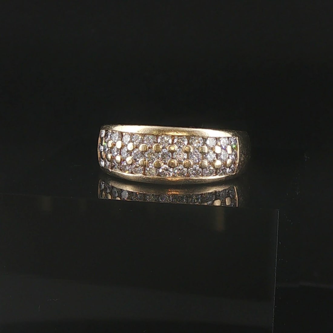 14k Yellow Gold and 1cttw Diamond Men's Solid Band Ring Size 8.5: Condition: Excellent Condition, Professionally Cleaned Metal: 14k Gold (Marked, and Professionally Tested) Weight: 10.1g Diamonds: 1cttw Round Cut Natural Diamonds Width: 8.5mm at face, and 4mm at bac