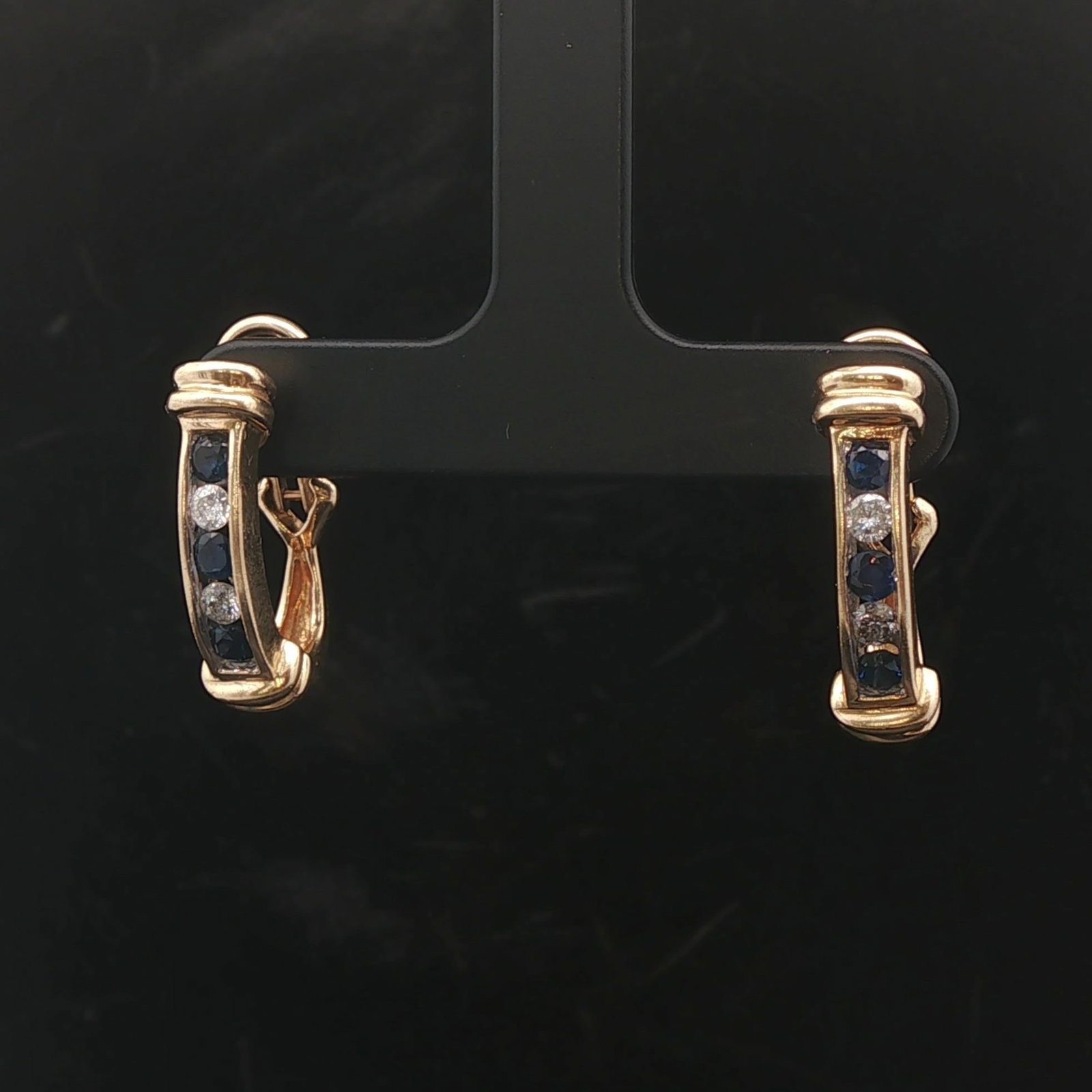14k Yellow Gold Blue Sapphire and Diamond Vintage Hoop Earrings: Condition: Excellent Condition, Professionally Cleaned Metal: 14k Gold (Marked, and Professionally Tested) Weight: 6.9g Gemstone: Round Cut Blue Sapphires Diamonds: 0.25cttw Round Cut Natural Diamonds