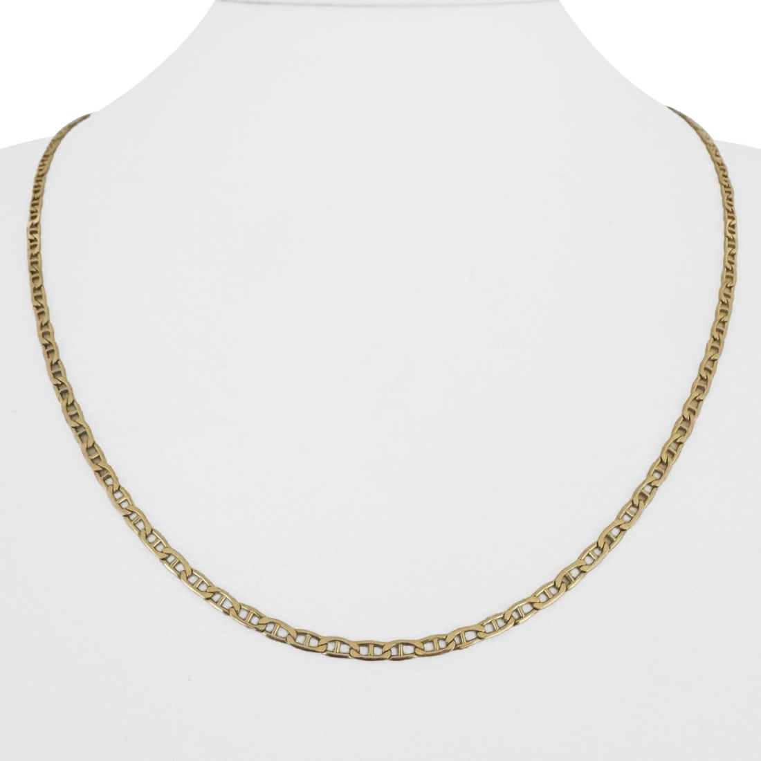 18k Yellow Gold Vintage Thin Gucci Link Chain Necklace Italy 20": Condition: Excellent Condition, Professionally Cleaned Metal: 18k Gold (Marked, and Professionally Tested) Weight: 7.2g Length: 20 Inches Width: 2.5mm Closure: Lobster Claw Markings: "750" "* 485 AR" 