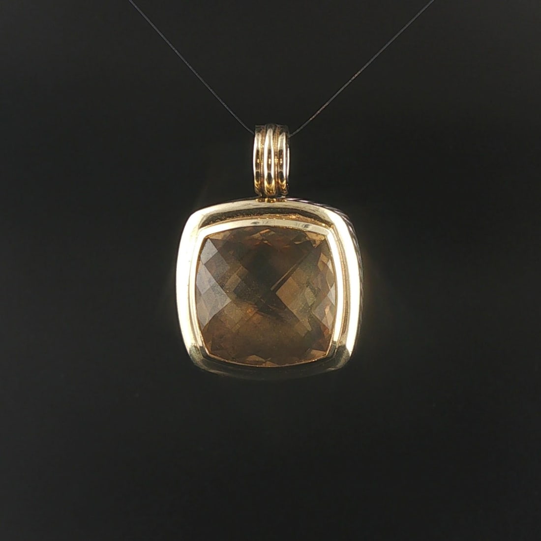 David Yurman 18k Yellow Gold Sterling Silver and Citrine Albion Pendant: Condition: Excellent Condition, Professionally Cleaned Metal: 18k Gold and 925 (Marked, and Professionally Tested) Weight: 20.9g Gemstone: Faceted Citrine Length: 1.5 Inches Width: 1 Inch Bail Opening