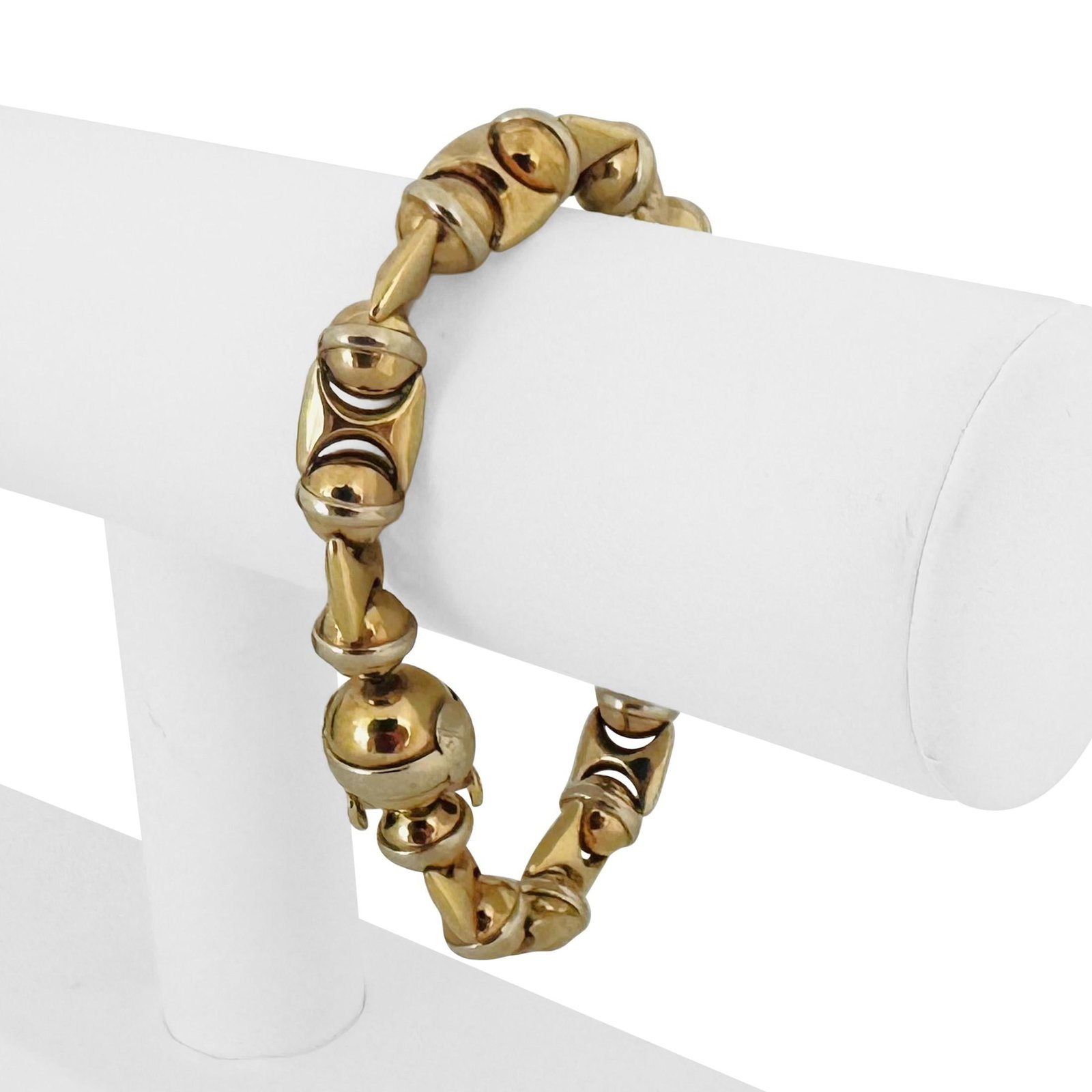 Sauro 18k Yellow and White Gold Heavy Fancy Link Bracelet Italy 7.5": Condition: Excellent Condition, Professionally Cleaned Metal: 18k Gold (Marked, and Professionally Tested) Weight: 34.7g Length: 7.5 Inches Width: 10mm Closure: Tab Insert Markings: "Sauro" "BREV" "18