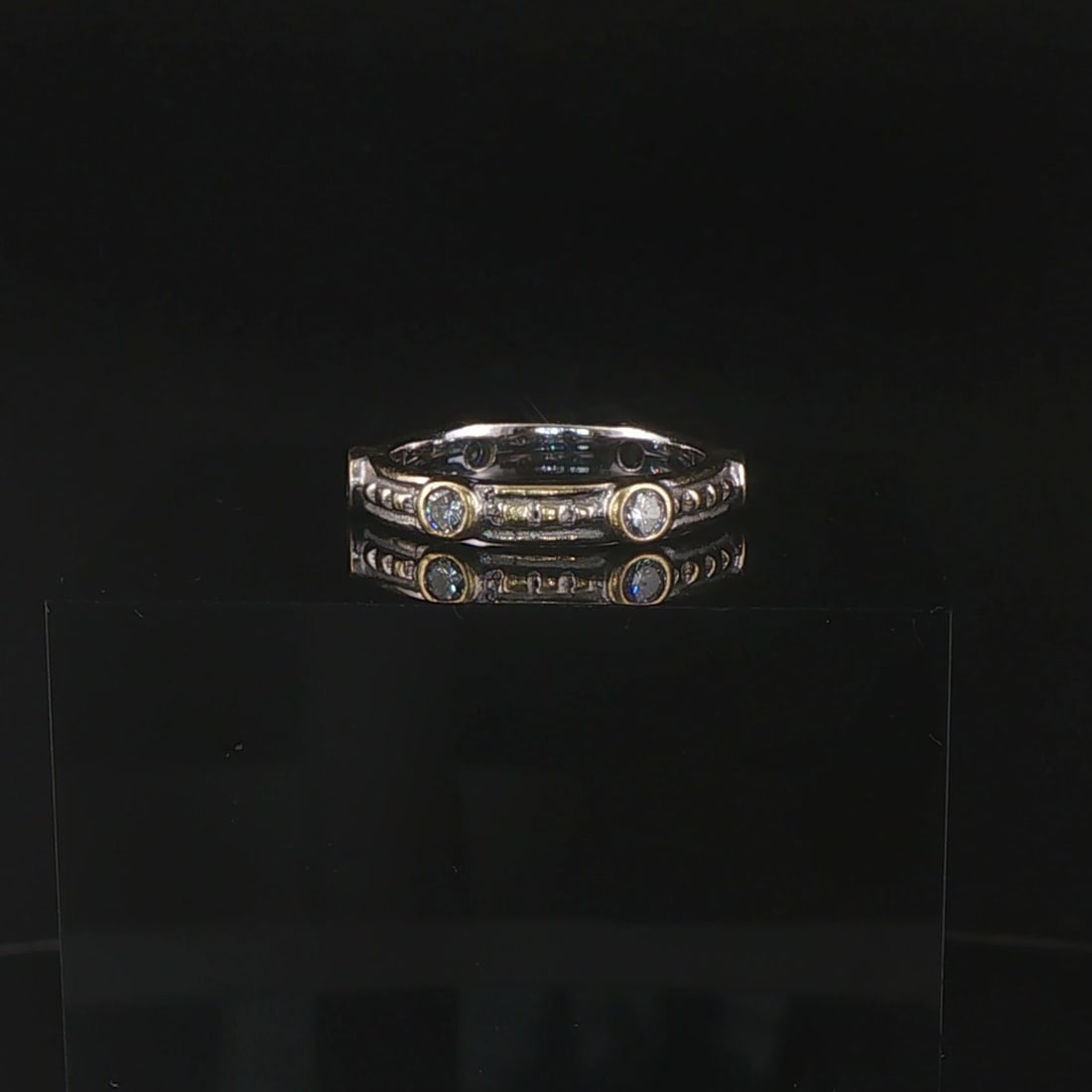 14k Yellow and White Gold 0.30cttw Diamond Fancy: Condition: Excellent Condition, Professionally Cleaned Metal: 14k Gold (Professionally Tested) Weight: 3.5g Diamonds: 0.30cttw Round Cut Natural Diamonds Width: 3.5mm Size: 5 Markings: None - Metal
