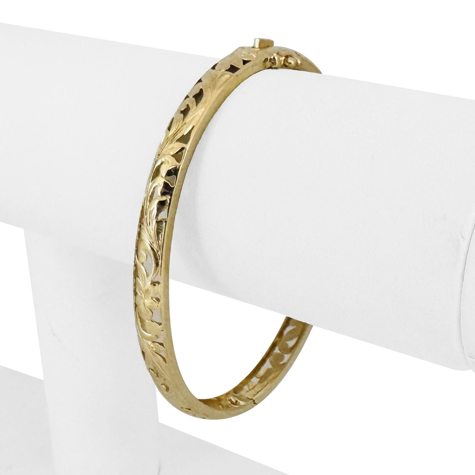 14k Yellow Gold Solid Vintage Floral Bangle Brace: Condition: Excellent Condition, Professionally Cleaned Metal: 14k Gold (Marked, and Professionally Tested) Weight: 12.8g Length: 7.25 Inches Width: 6mm Closure: Box Tab Insert with Two Safety Latches