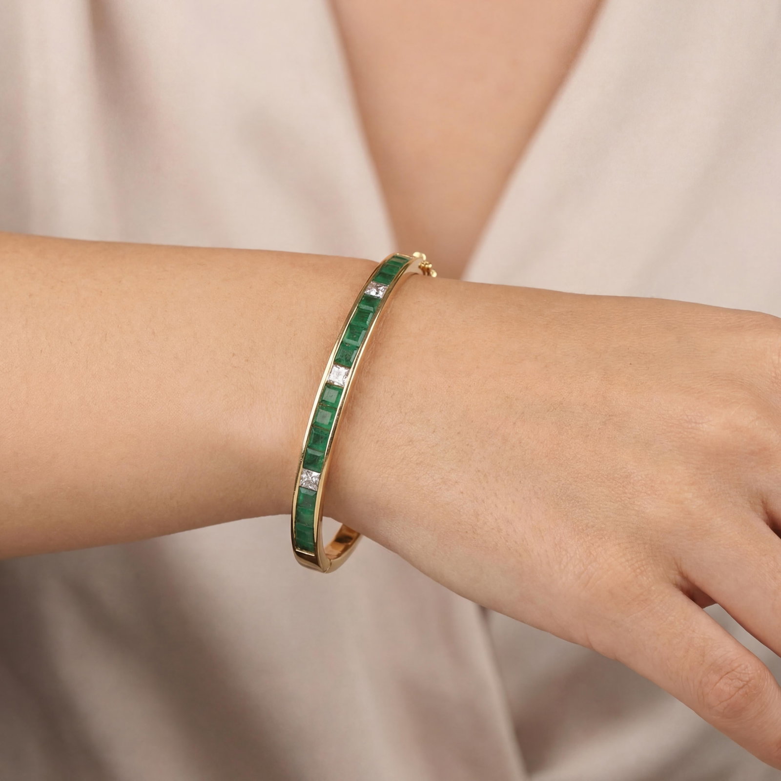 18k Yellow Gold Emerald and Diamond Solid Bangle - 3