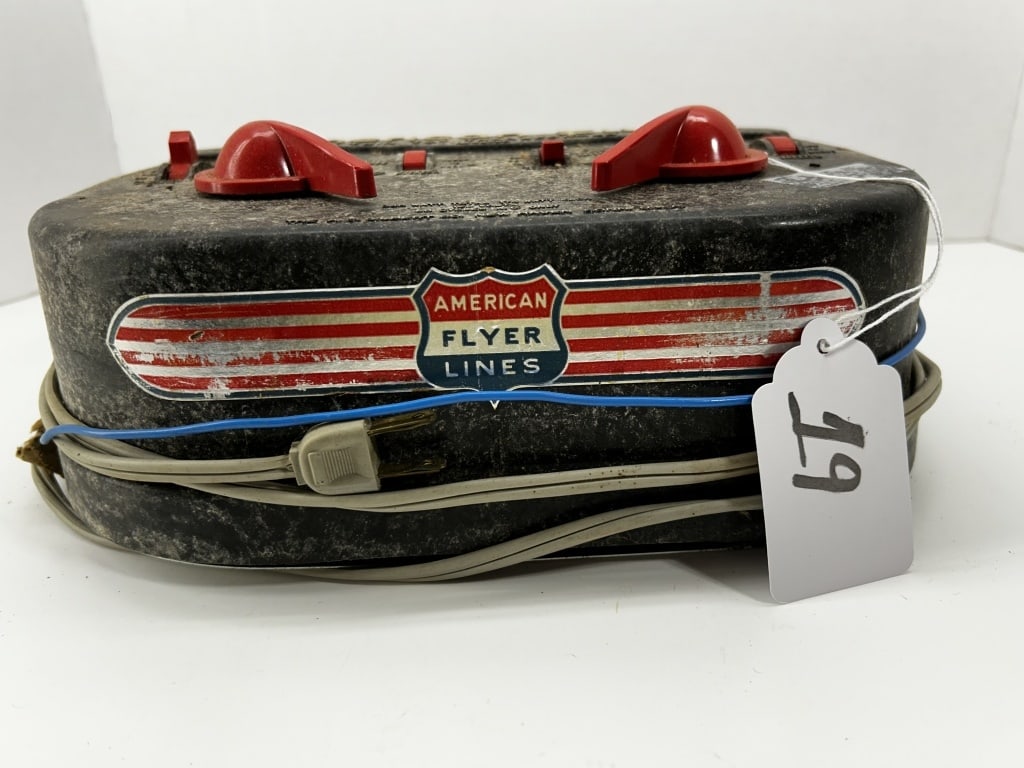 AMERICAN FLYER TWIN TOY TRANSFORMER (1 of 2)