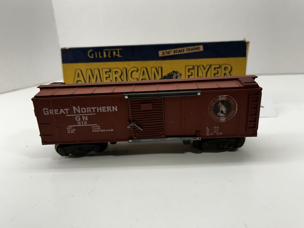 3/16 GILBERT 913 BOX CAR (1 of 6)