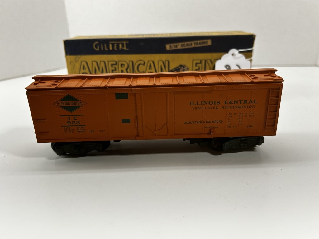 3/16 GILBERT 923 REFRIDGERATOR CAR (1 of 5)