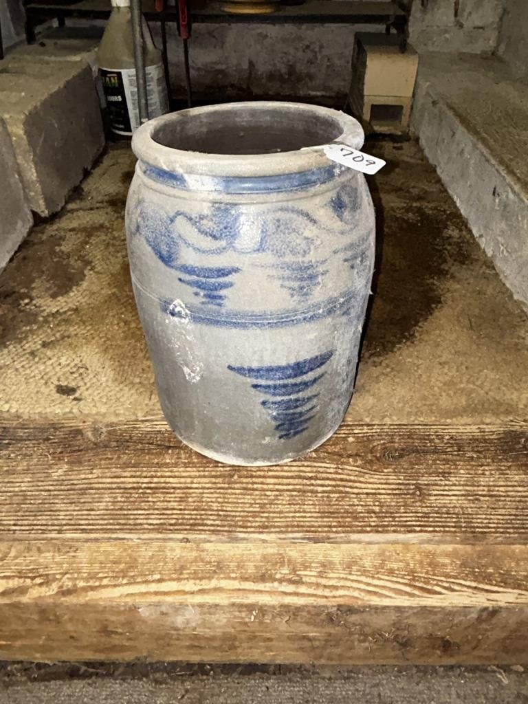 BLUE STONEWARE CROCK (1 of 3)