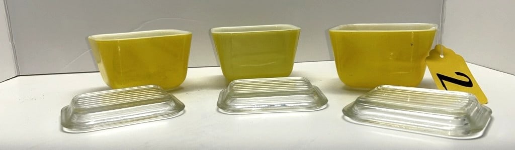 3 YELLOW PYREX DISHES: YELLOW, 3 VINTAGE GLASS LIDDED DISHES