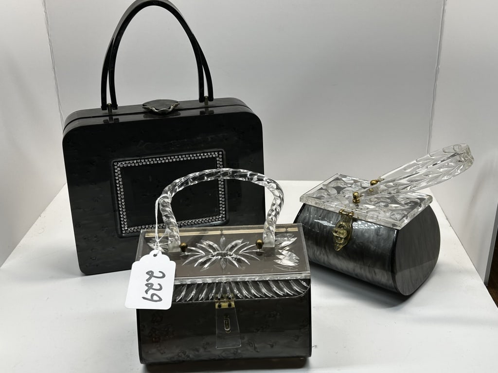 SET OF 3 LUCITE PURSES: .